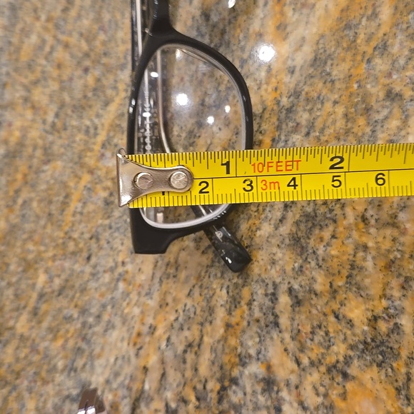 Michael Kors Case and Eyewear - Picture 3 of 5